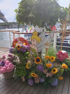 paris seine péniche privatisation fee clochette