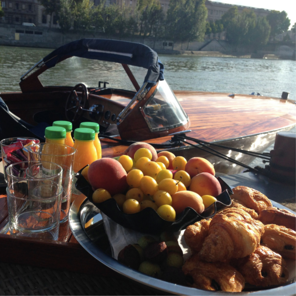 petit dej à bord croisière private