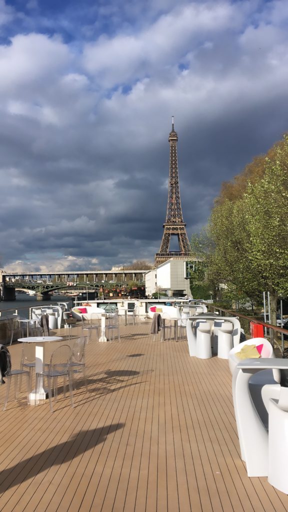 Un événement d'entreprise sur la Seine