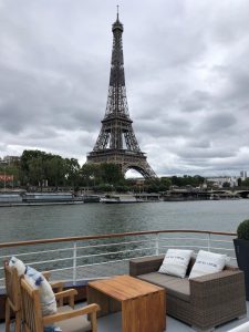 tour eiffel paris bateau