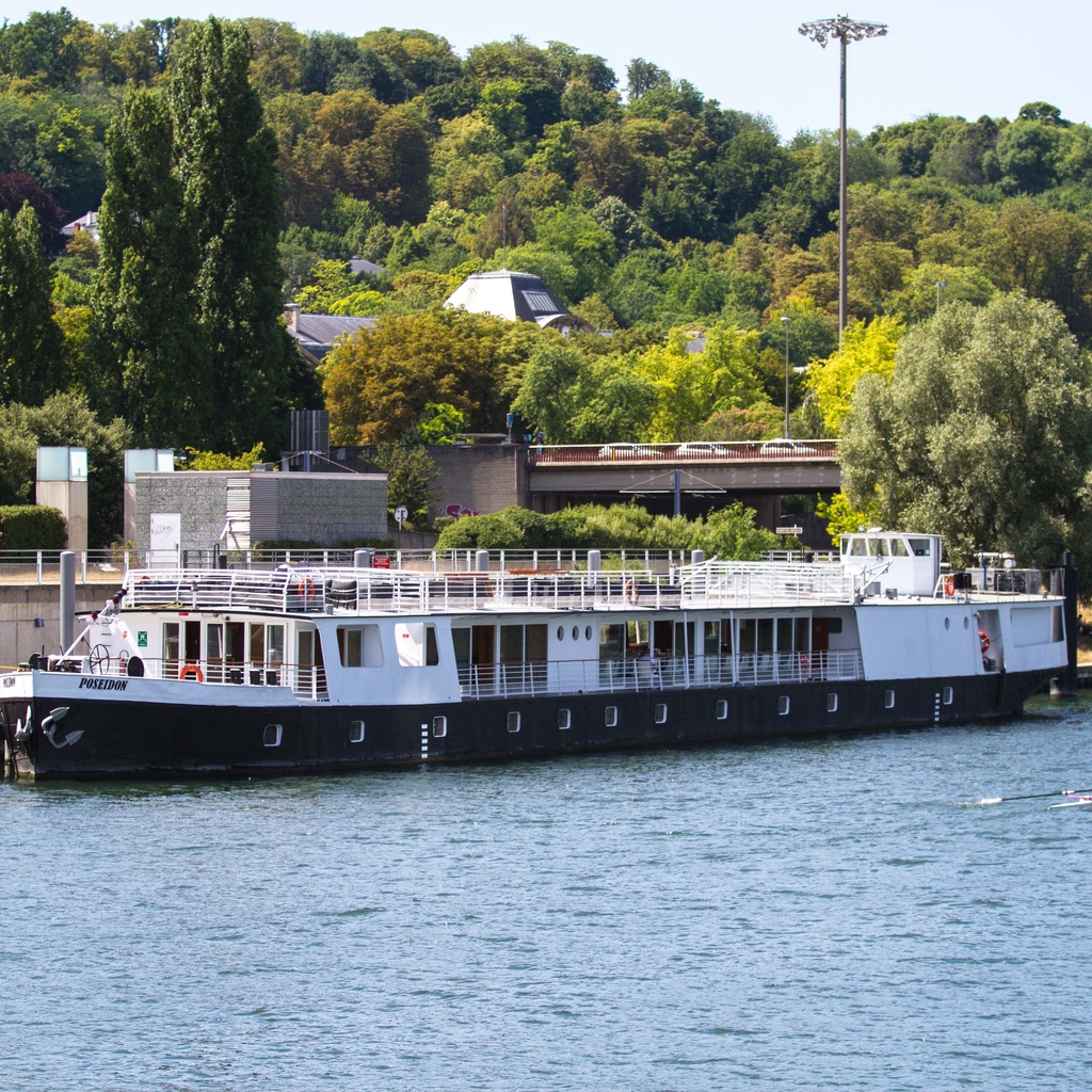 Bateau Spectaculaire T05