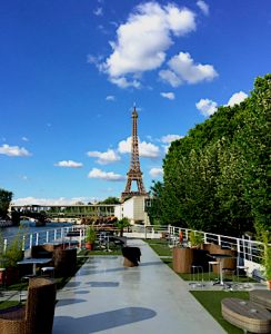 bateau tour eiffel