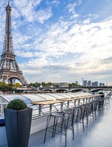 bateau tour eiffel