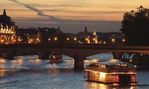 pont paris bateau