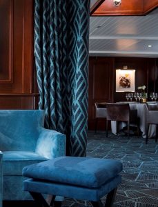salon pont supérieur bateau