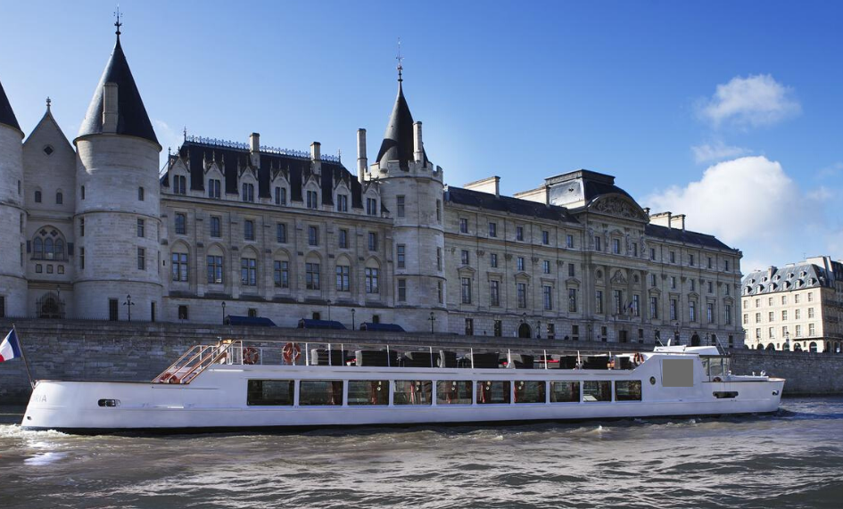 bateau seine paris privatisation événement