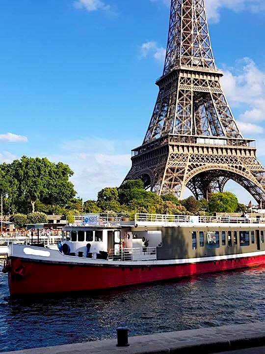 bateau tour eiffel