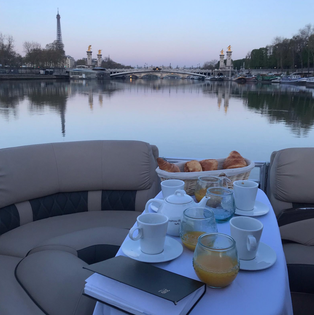 petit bateau seine paris