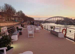 belle soirée parisienne sunset