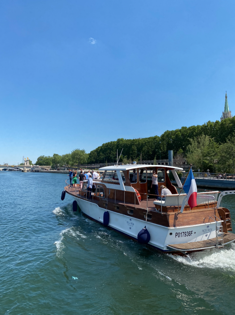 petit bateau seine paris