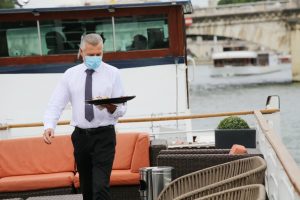 traiteur barbecue evenement paris bateau