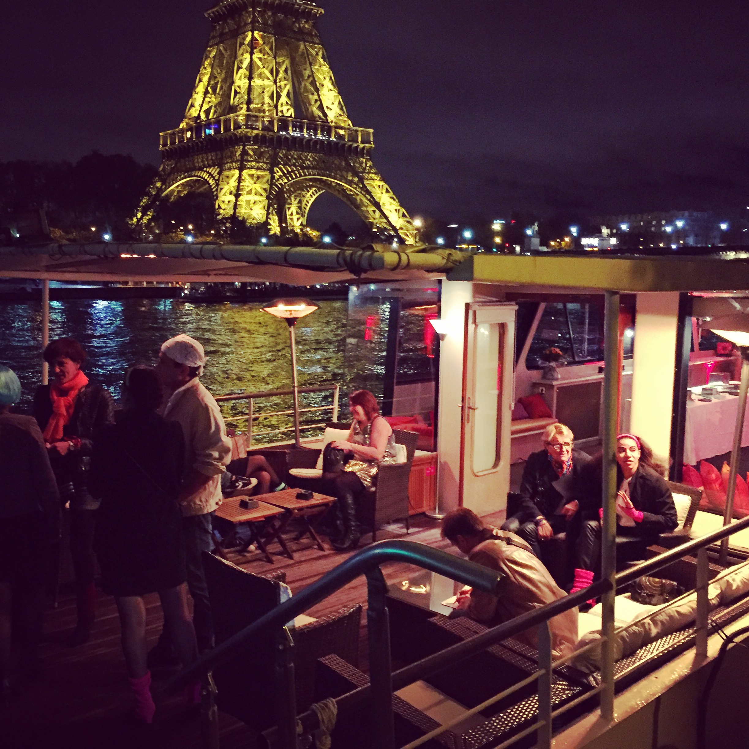 Un Anniversaire Surprise Sur La Seine 14