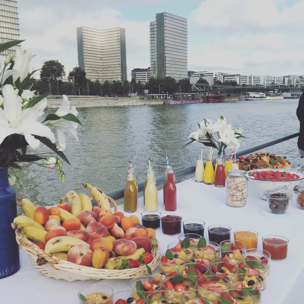 petit déjeuner sur la seine