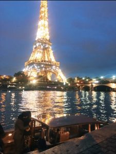 tour eiffel paris bateau