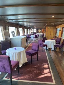 intérieur bateau bois