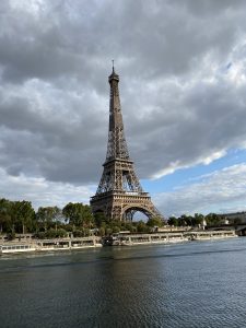 tour eiffel paris bateau
