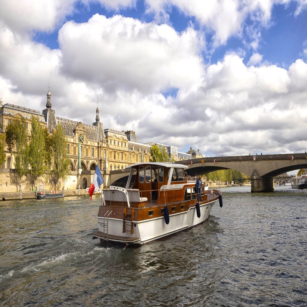 Yacht haut de gamme seine C17